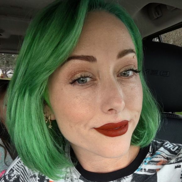 Meet your Posher, Trina - Picture 1 of 1